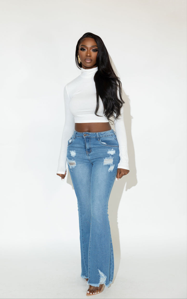 Cropped Turtleneck Babe- White